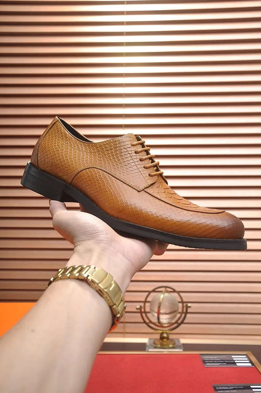 Men's shoes💰460💶[HERMES] (sheepskin lining)🍀Italian top luxury🍀He does not pursue novel styles and gorgeous colors, but attracts the favor of successful men with his flawless, elegant and classic style! This very, very comfortable, simple and stable style makes it easy to match any style! The pattern is absolutely 1:1 refined from the original case, and we strive for excellence in materials, imported cowhide + cowhide lining💪💪💪extraordinary texture👍! .Black brown code number: 38 to 45 (45 customized)